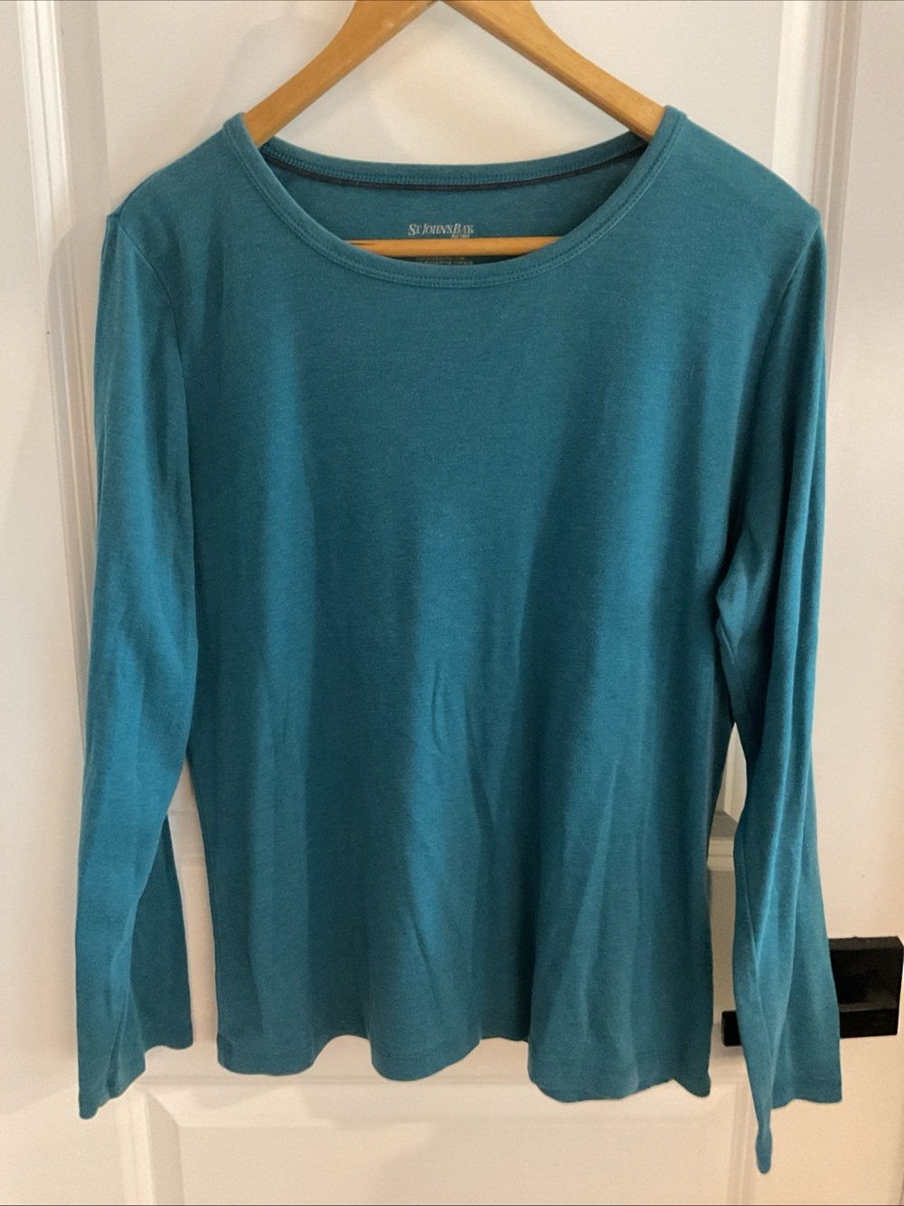 St. John's Bay - Teal Long-Sleeve Scoop Neck Tee - Ladies Size Large